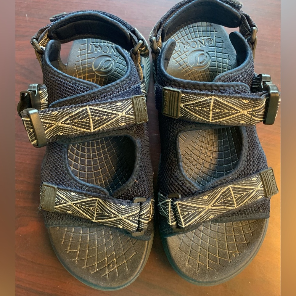 ONCAI men’s hiking sandals blue buckle strap size 9.5